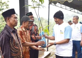 Peringati Hari Air Dunia, Mas Aji Gelar Baksos dan Pembagian Bibit Tanaman