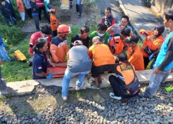 2 Kali Terserempet KA, Seorang Perempuan Alami Luka Berat