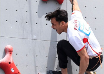Bangga! Atlet Panjat Tebing Indonesia Veddriq Leonardo Cetak Rekor Baru Dunia