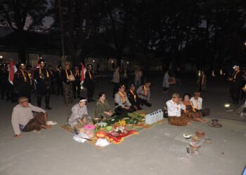 Peringati HUT ke-77, Polri Ambil 7 Air Keramat di Kraton Surakarta