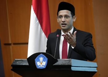 Menteri Nadiem Makarim Sebut Mahasiswa Boleh Lulus Tanpa Skripsi