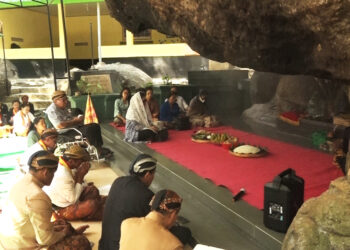 Dipimpin SISKS Pakoe Boewono XIII, Kraton Surakarta Gelar Upacara Adat di Kahyangan Dlepih