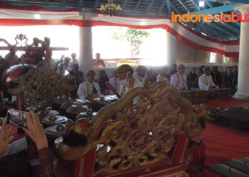 Gamelan Pusaka Ditabuh, Sekaten di Kraton Surakata Dimulai