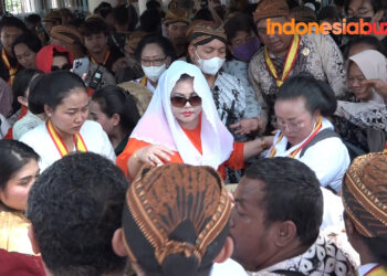 Gamelan Pusaka Ditabuh, Sekaten di Kraton Surakata Dimulai