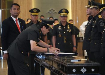 Yasonna Promosi dan Mutasi 120 Pimti Pratama di Kemenkumham