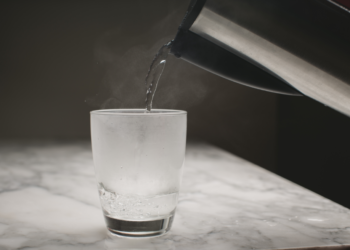 Air Hangat: Minuman Ajaib untuk Tubuh yang Sehat