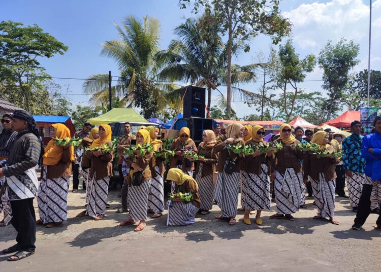 Perayaan Grebeg Maulud di Temanggung, Satukan Umat Beragama