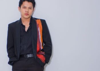 Chord Gitar dan Lirik Lagu Rony Parulian – Mengapa