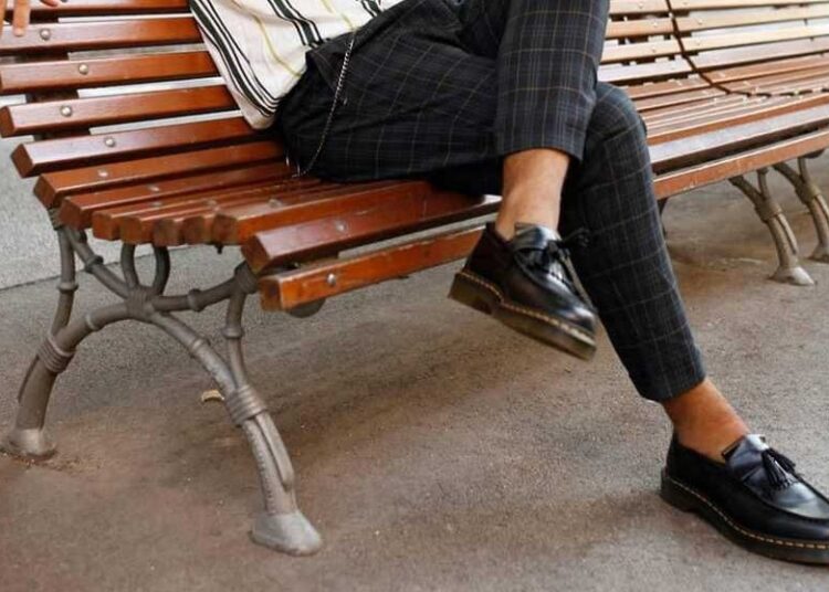 Sepatu Kerja yang Mendunia: Misteri di Balik Popularitas Sepatu Docmart