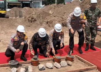 Kapolda Jateng Hadiri Peletakan Batu Pertama Pembangunan Mapolsek Banyudono