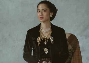 Ingin Awet Muda seperti Dian Sastro? Ikuti 5 Tips Sederhana Ini!