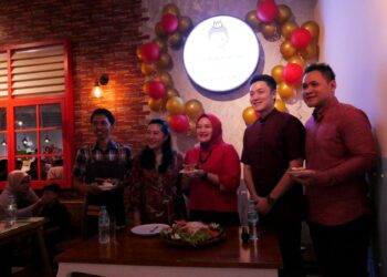 Kafe Unik Dibuka oleh Wakil Wali Kota Madiun, Koko Alim Kopitiam Utamakan Rasa dan Peduli Sesama