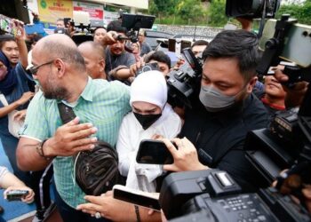 Irish Bella Hadiri Sidang Cerai Kedua Dikawal Pengacara