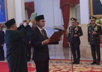 Ini Pesan Jokowi saat Lantik Nawawi Pomolango sebagai Ketua KPK Sementara