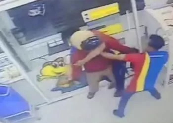 Karyawan Indomaret Bejen Gagalkan Perampok Berpistol, Bagaimana Kronologinya?