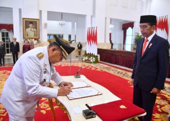 Presiden Jokowi Lantik Edy Nasution sebagai Gubernur Riau