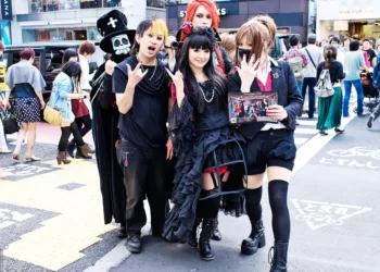 Harajuku: Kiblat Fesyen Jalanan yang Tak Pernah Mati Gaya