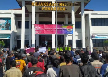 Dua Perangkat Desa Sawoo Jadi Tersangka Pungli Segel Tanah