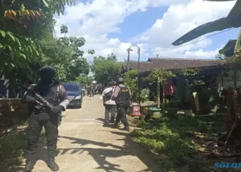 Petani di Sukoharjo Ditangkap Densus 88, Ditemukan Serbuk Misterius di Dekat Kandang Sapi