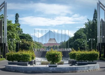 “UGM Urutan Teratas Tujuan Utama Program Double Degree LPDP 2024”