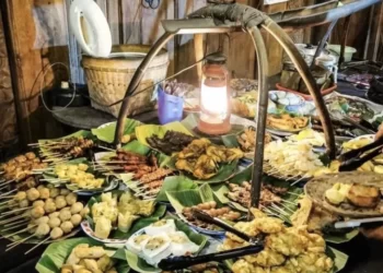 HIK, Kuliner Malam Khas Solo yang Punya Rahasia Tersembunyi