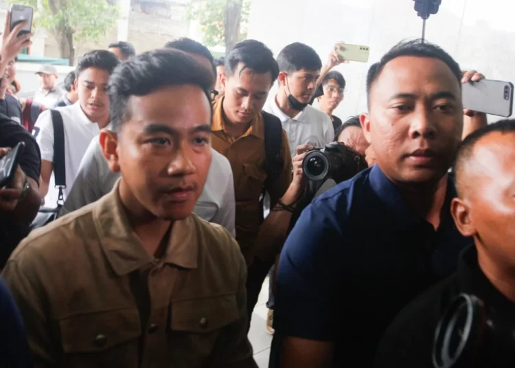 Calon Wakil Presiden Gibran Rakabuming Raka Siap Terima Sanksi Terkait Bagi Susu