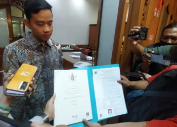 Gibran Angkat Bicara Ijazahnya Disetarakan IPK 2,3. Apa Kata Pakar Pendidikan?
