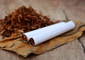 Kenaikan Resmi Harga Rokok Tahun 2024: Perubahan Tarif Cukai dan Batas Harga Eceran