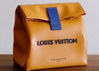 Sandwich Bag Louis Vuitton: Karya Seni atau Gimmick Marketing?