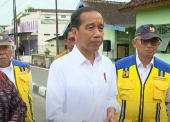 Presiden Joko Widodo Menyampaikan Sorotan Kritis terhadap Pembangunan Jalan Solo-Purwodadi