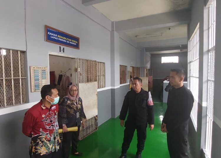 Tim Monev Kemenkumham Jatim Nilai Lapas Pemuda Madiun Berhasil Pertahankan Zona Integritas WBK