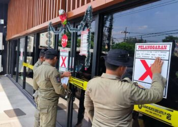 Eri Cahyadi Tegaskan Tutup Tempat Jual Minuman Beralkohol Tanpa Izin di Surabaya