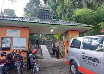 Perhutani Tutup Sementara Pendakian Via Cemoro Kandang dan Candi Cetho