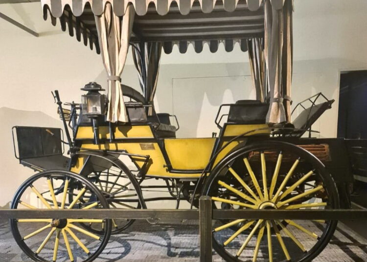 Perjalanan Benz Victoria Phaeton: Mobil Pertama Indonesia Milik Pakubuwono X