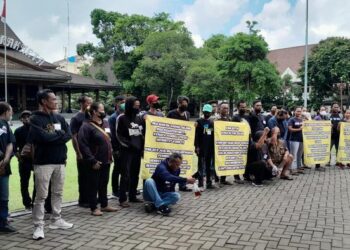 Puluhan Pedagang Daging Anjing Se-Solo Raya Gelar Aksi Demo Kejelasan Nasib