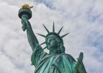 Malas Mikir? Jangan Cuma Bangun Replika!