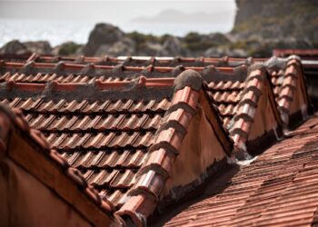 Fakta Genteng Tanah Liat Bikin Adem Rumah