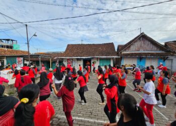 Inda Raya Galang Semangat Gotong Royong Lewat Senam Bersama dan Makan Pecel Gratis