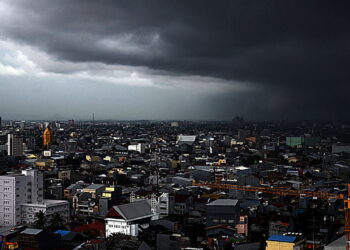 “Peringatan BMKG: Waspadai Hujan lebat saat Imlek dan pemilu 2024”