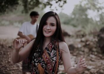 Fanny Soegi Pamit Dari Band Soegi Bornean