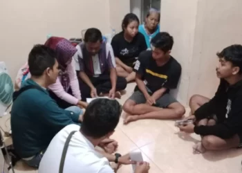 Lagi Asyik Ronda Sahur, Malah Kena Musibah