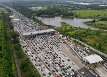 Korlantas Polri Gelar Patroli Panduan di Tol untuk Kelancaran Arus Mudik Lebaran 2024