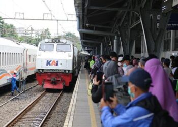 Pemesanan Tiket KA Tambahan Lebaran 2024 Tahap Kedua Telah Dibuka oleh PT KAI