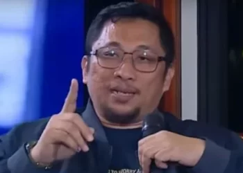 Gibran Akan Konsultasi ke Para Elite Politik Soal Kabinet Prabowo, Feri: Wakil Presiden Hanya Ban Serep