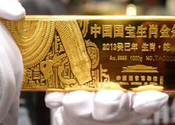 Harga Emas Menguat di Awal Pekan, Dipicu Sikap Hawkish The Fed dan Permintaan Tinggi dari China