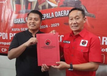 Ade Bhakti Daftar Sebagai Bacalon Wakil Wali Kota Semarang Lewat PDIP