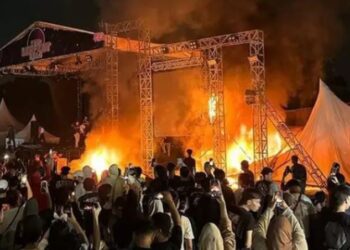 Konser NDX AKA Guyon Waton Gagal, Panggung Dibakar, Panitia Diburu Polisi