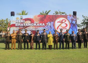 Semarak HUT Bhayangkara Ke-78, Kalapas Pemuda Madiun Hadiri Upacara Peringatan