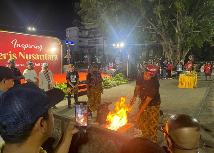 Tujuh Mpu Keris Solo Persembahkan Tosan Aji Lewat Inspiring Keris Nusantara 2024