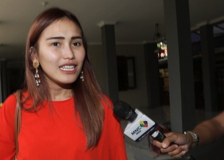 Ayu Ting Ting dan Lettu Muhammad Fardhana Resmi Putus, Pertunangan Kandas Sejak 22 Juni 2024